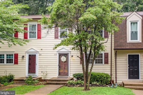 119 Kings Mill Dr, Fredericksburg, VA 22401-5249