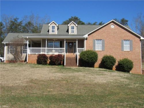 227 Precinct Rd, Pilot Mountain, NC 27041-8257