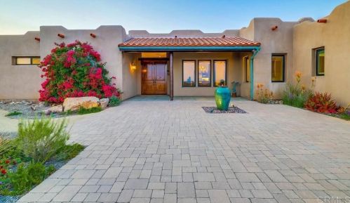 26028 Calle De Encinas, Valley Center, CA 92082-7478