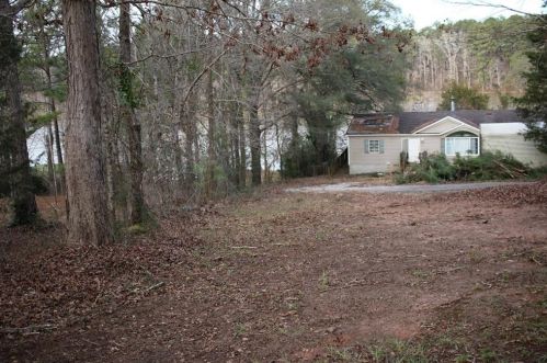 476 Haley Rd, Jackson, GA 30233-3605