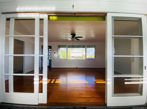 2722 Peter St, Honolulu HI  96816-2016 exterior
