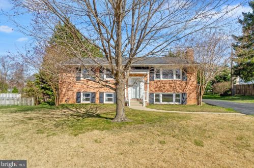 6554 Beechwood Dr, Columbia, MD 21046-1012