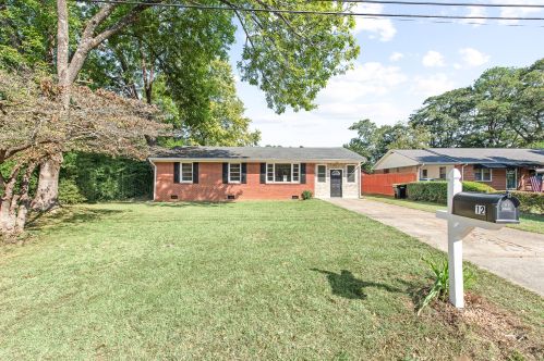 12 Cherokee St, Newnan, GA 30263-1022