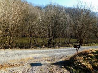 268 Gulley River Rd, Harrogate, TN 37752-6253