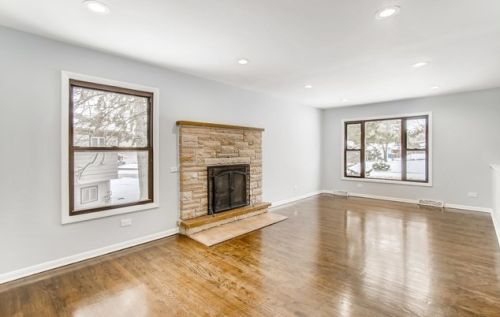 644 Leslie Ln, Glendale Heights, IL 60139-3323