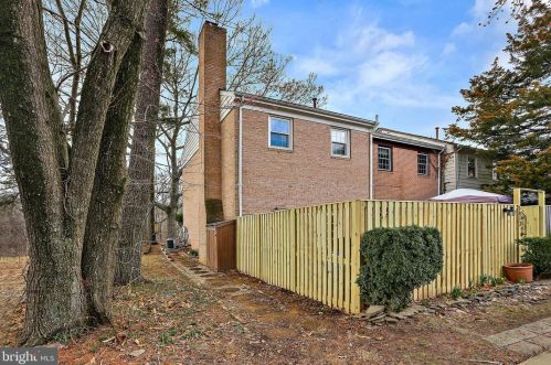 5813 Morningbird Ln, Columbia, MD 21045-3503