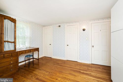21 Elm Rd, Princeton NJ  08540-2501 exterior