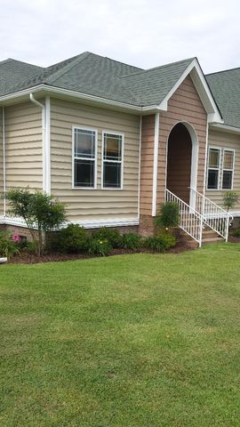 117 Gadwell Dr, Currituck, NC 27929-9647