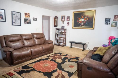 1507 Sacramento St, Lodi, CA 95240-6223