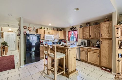 18562 Harvard Dr, Aurora CO 80013-9442 exterior