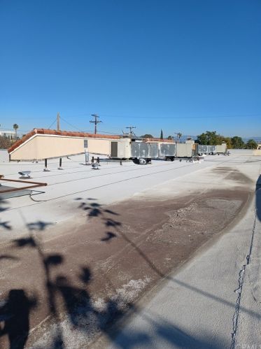 706 Shelton St, Santa Ana CA 92703-4828 exterior