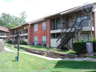 299 Scarborough Dr, Conroe, TX 77304-2772