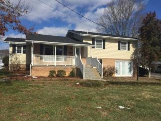 125 Forest Ln, Bristol, VA 24201-2707