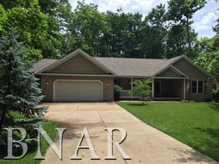 13771 Benjamin Ct, Bloomington, IL 61705-5143