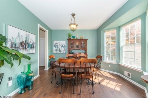 98 Winding Hill Dr, Hackettstown NJ  07840-5671 exterior