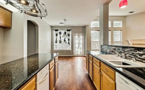 3513 Edwards Dr, Plano TX  75025-4425 exterior