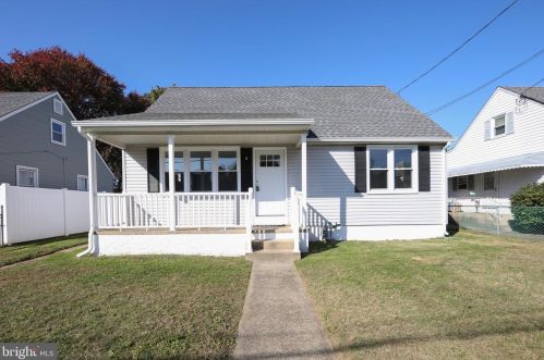 11 Grace Dr, Trenton, NJ 08610-1723