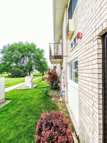9418 Dee Rd, Des Plaines IL  60016-3866 exterior