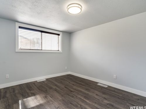 638 700, Perry UT 84302-1621 exterior