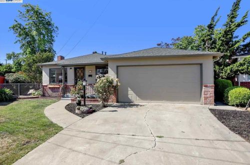 5927 Cinnabar Ct, Newark, CA 94560-3155
