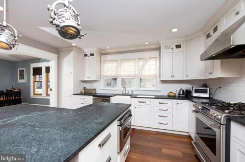 139 Marne Ave, Haddonfield NJ 08033-1444 exterior