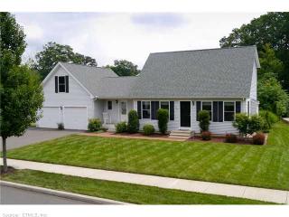 109 Sperry Ln, Meriden, CT 06451-2792