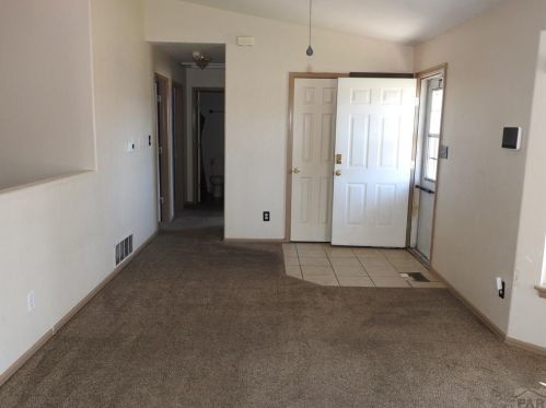 767 Kline Dr, Pueblo, CO 81007-7559