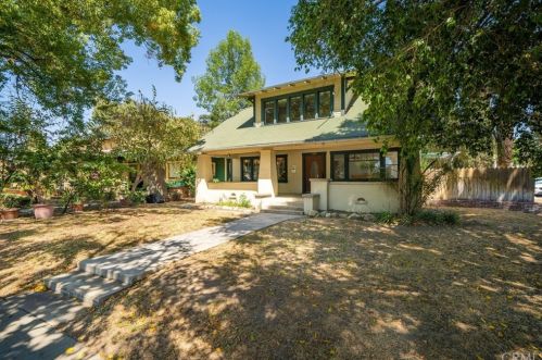 5292 Magnolia Ave, Riverside CA  92506-1248 exterior