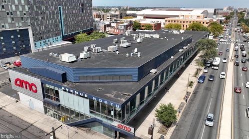 1542 15 St, Philadelphia PA 19146-4806 exterior