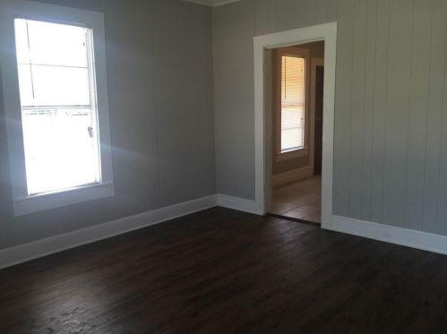 2800 Grafton Ave, Dallas TX  75211-5513 exterior