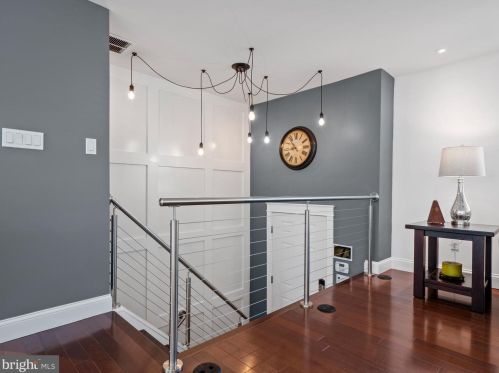 5812 Heming Ave, Springfield VA  22151-2716 exterior