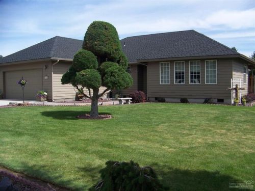 3052 Sugarpine Rd, Prineville, OR 97754-9129