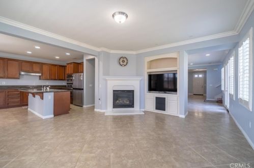 8723 Founders Grove St, Chino, CA 91708-9225