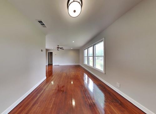 5404 Fossil Dr, Fort Worth, TX 76117-4569