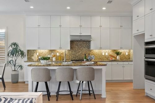 76 Gardenhouse Way, Irvine CA  92620-3373 exterior