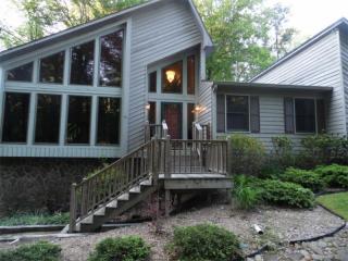 64 Paces Lakes Dr, Dallas, GA 30157-0651