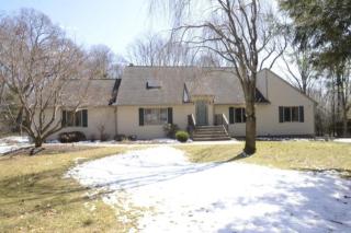 114 University Dr, Lincroft, NJ 07738-1612