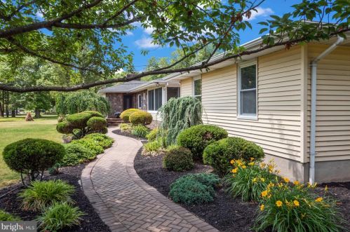 4155 Route 27, Princeton, NJ 08540-8704