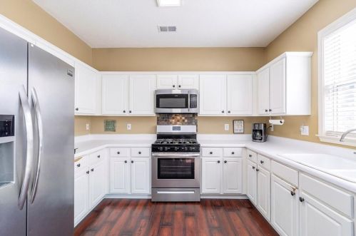 525 Drifton Way, Holly Springs, GA 30188-3624