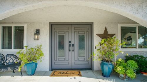 2480 San Mateo Dr, Upland, CA 91784-1145