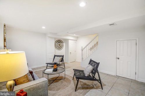 11929 Centerhill St, Silver Spring MD 20902-1155 exterior