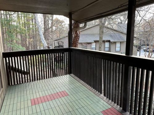 804 Cumberland Ct, Smyrna GA  30080-8652 exterior
