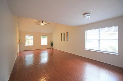 6 Thicket Grove Pl, Conroe TX  77385-3762 exterior