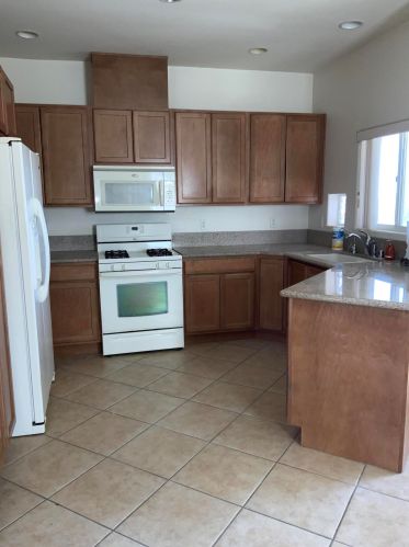 8422 Meadows Way, Desert Hot Springs, CA 92240-1499