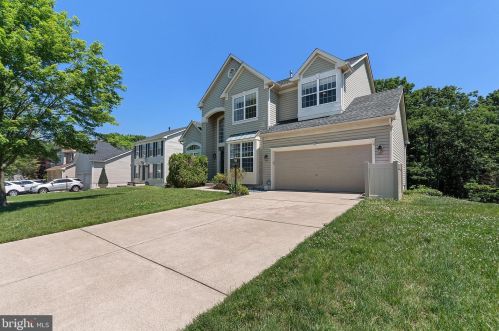 48 Raintree Dr, Erial, NJ 08081-4922