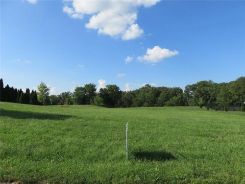 827 Ridge Rd, Foster Pond, IL 62298-3163