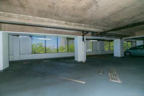 700 Richards St, Honolulu HI  96813-4605 exterior