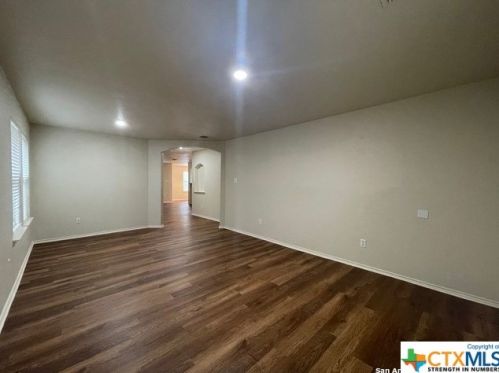 9411 Rainbow Crk, San Antonio TX  78245-1483 exterior