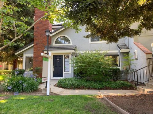2829 Buena Knoll Ct, San Jose, CA 95121-2950