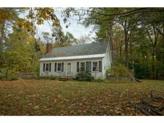 3 Cole Rd, Derry, NH 03038-5530